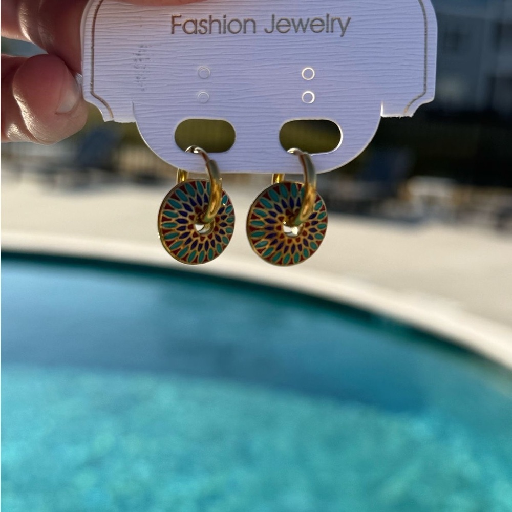 Gold and Green Swirl Pattern Earrings - Picture 8 of 15